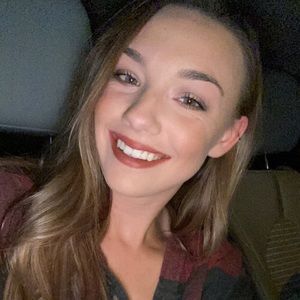 Meet your Posher, Makenzie